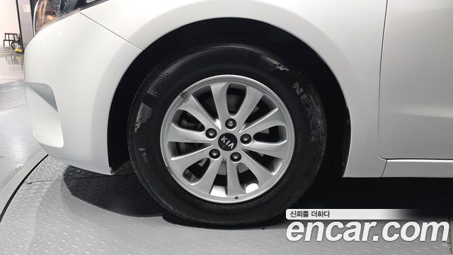 Kia K3 2016 — photo 5