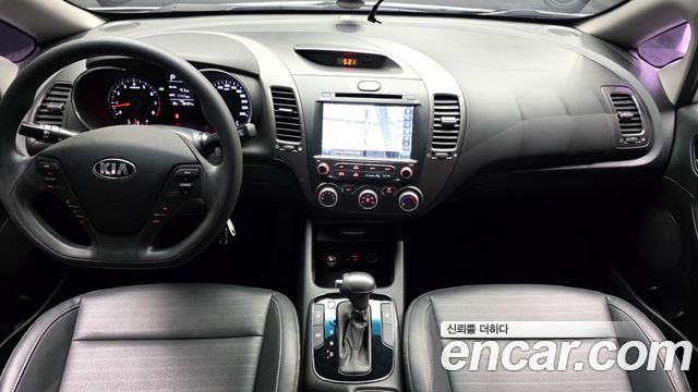 Kia K3 2016 — photo 10