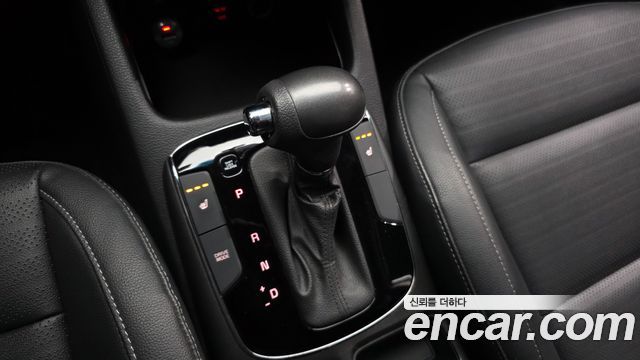 Kia K3 2016 — photo 12