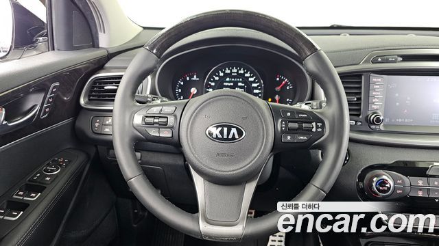 Kia Sorento 2017 — photo 19