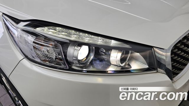 Kia Sorento 2017 — photo 8