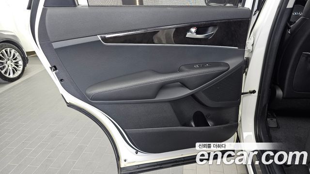 Kia Sorento 2017 — photo 15
