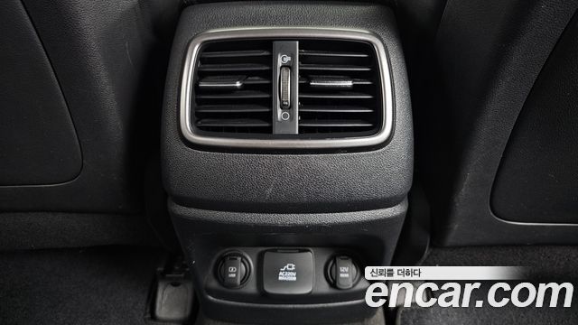 Kia Sorento 2017 — photo 31