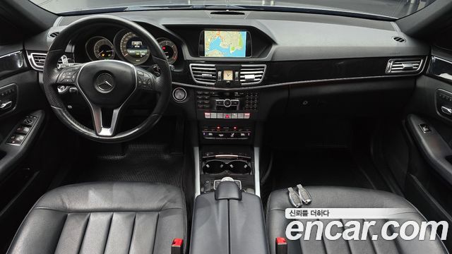 Mercedes-Benz E-Class 2014 — photo 7