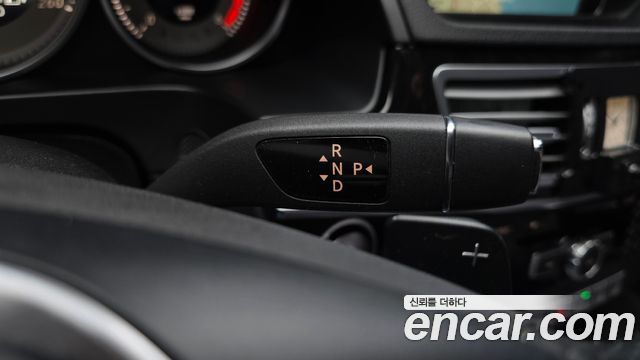 Mercedes-Benz E-Class 2014 — photo 9