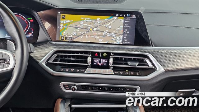 BMW X6 2022 — photo 25