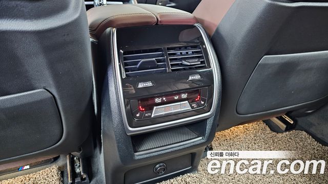 BMW X6 2022 — photo 31