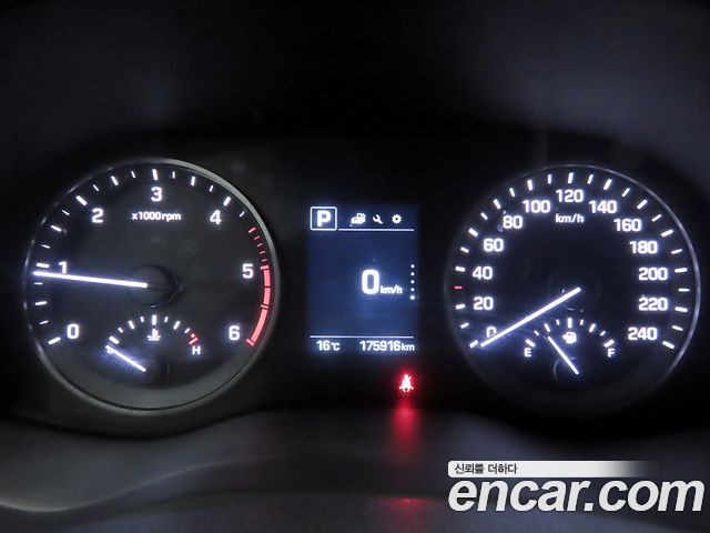 Hyundai Tucson 2016 — photo 8