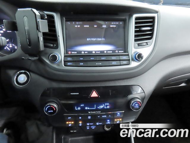 Hyundai Tucson 2016 — photo 17