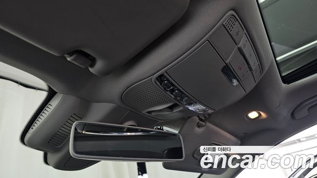 Mercedes-Benz E-Class 2020 — photo 27