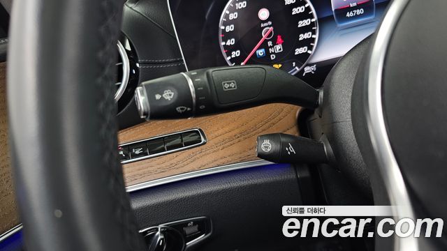 Mercedes-Benz E-Class 2020 — photo 30