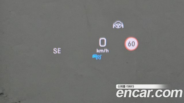 Mercedes-Benz E-Class 2020 — photo 31
