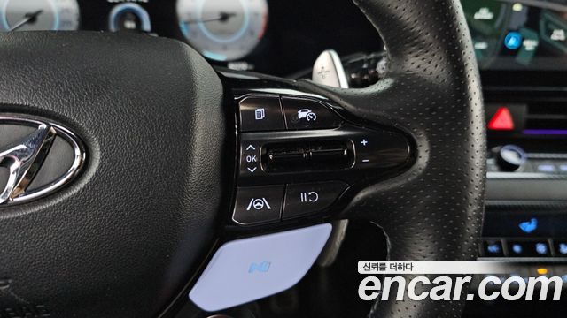 Hyundai AVANTE 2022 — photo 18