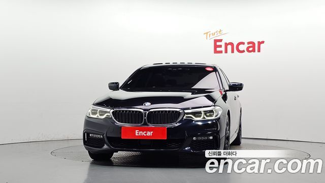 BMW 5-Series 2018 — photo 3