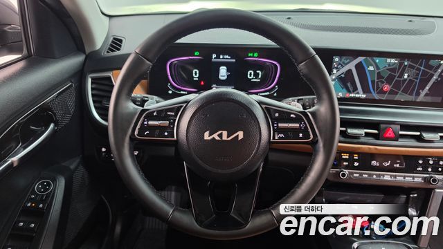Kia Seltos 2023 — photo 18