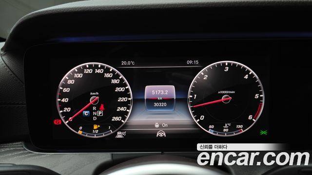 Mercedes-Benz CLS-Class 2019 — photo 11