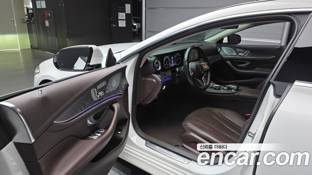 Mercedes-Benz CLS-Class 2019 — photo 13