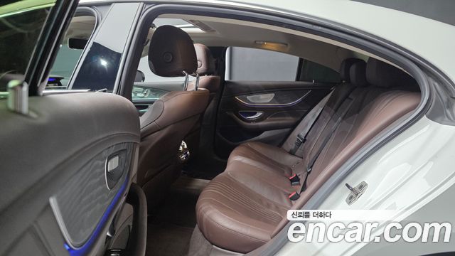 Mercedes-Benz CLS-Class 2019 — photo 18