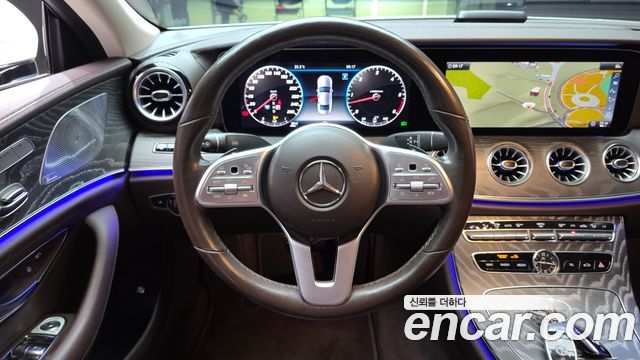 Mercedes-Benz CLS-Class 2019 — photo 19