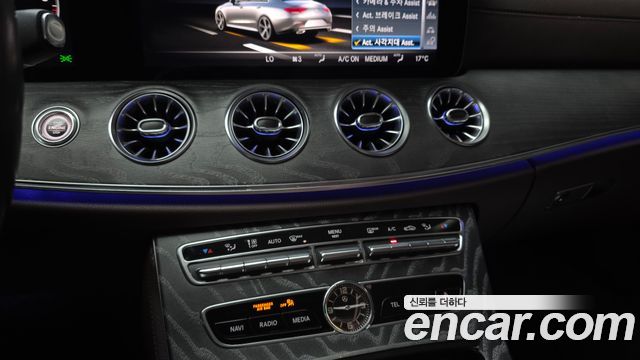 Mercedes-Benz CLS-Class 2019 — photo 23