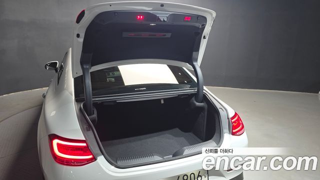 Mercedes-Benz CLS-Class 2019 — photo 32