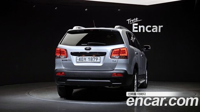 Kia Sorento 2012 — photo 4