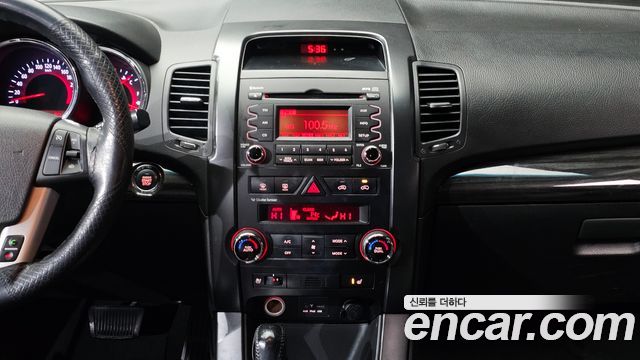 Kia Sorento 2012 — photo 14