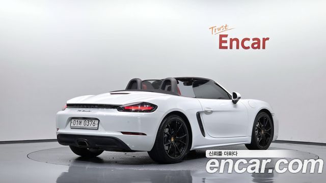 Porsche 718 2017 — photo 2