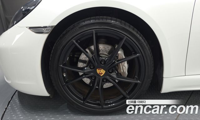 Porsche 718 2017 — photo 5