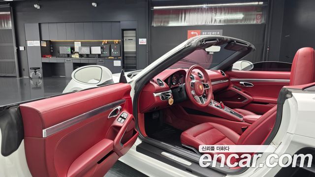 Porsche 718 2017 — photo 13