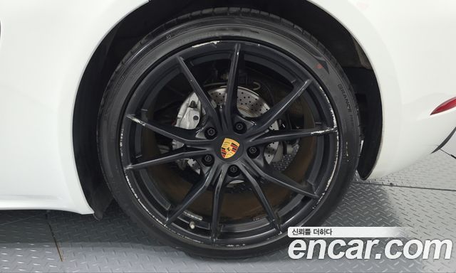 Porsche 718 2017 — photo 7