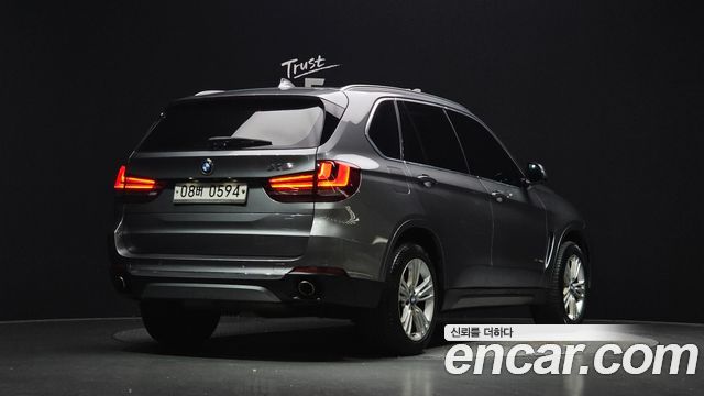 BMW X5 2016 — photo 2