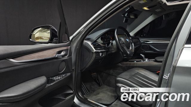 BMW X5 2016 — photo 10