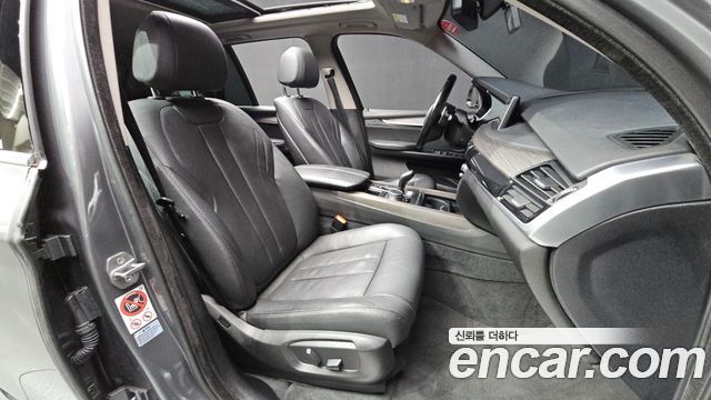BMW X5 2016 — photo 11