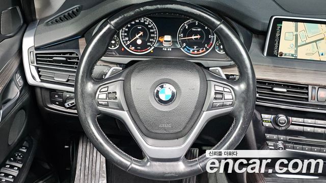 BMW X5 2016 — photo 13