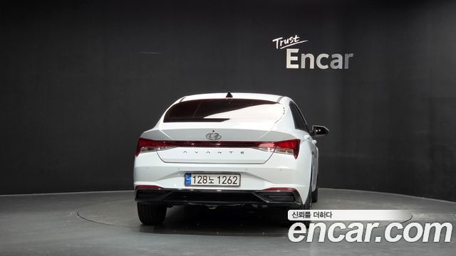 Hyundai AVANTE 2023 — photo 4