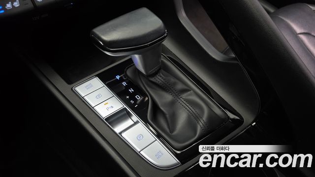 Hyundai AVANTE 2023 — photo 12