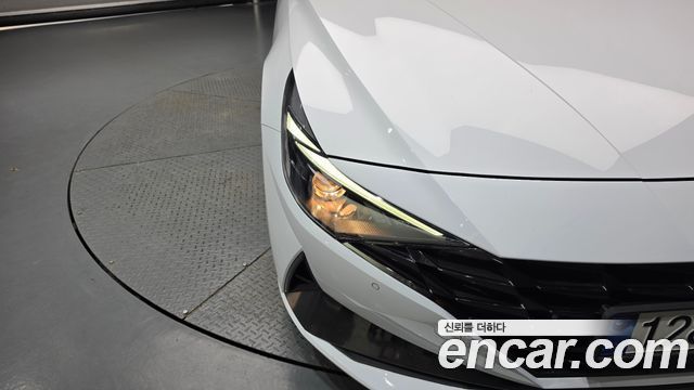 Hyundai AVANTE 2023 — photo 8