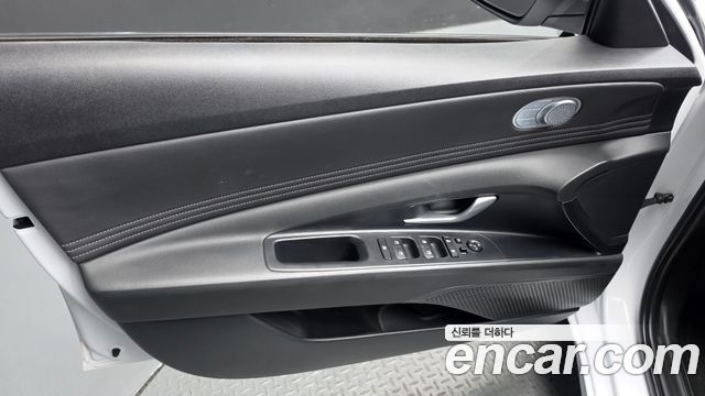 Hyundai AVANTE 2023 — photo 14