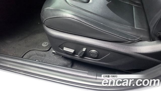 Hyundai AVANTE 2023 — photo 30