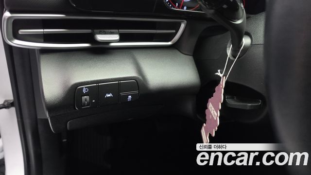 Hyundai AVANTE 2023 — photo 32