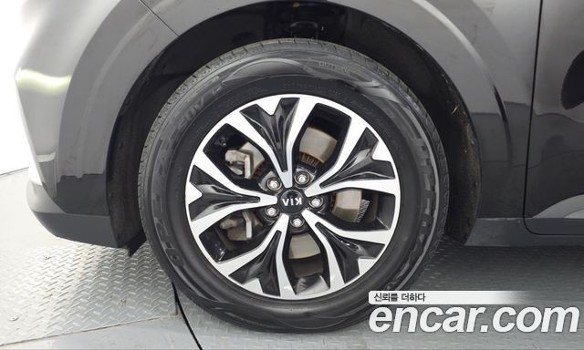 Kia Canival 2021 — photo 5
