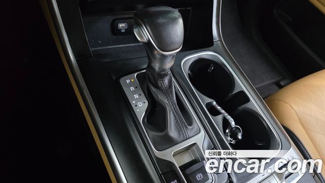 Kia Canival 2021 — photo 12