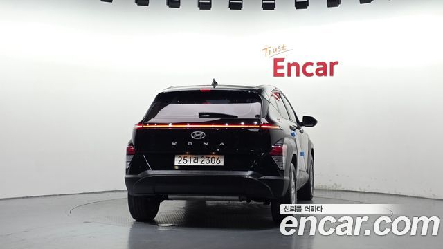 Hyundai Kona 2023 — photo 4