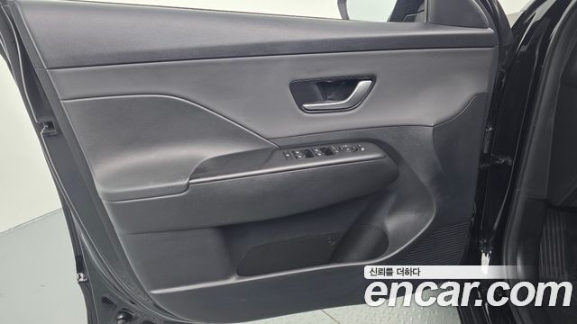 Hyundai Kona 2023 — photo 14