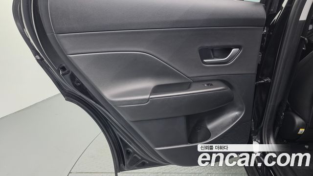 Hyundai Kona 2023 — photo 15