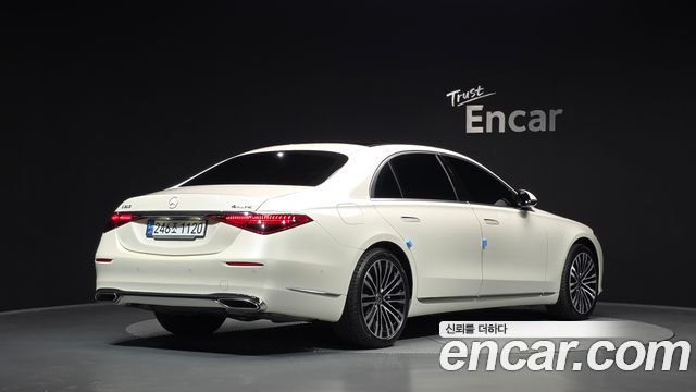 Mercedes-Benz S-Class 2023 — photo 2