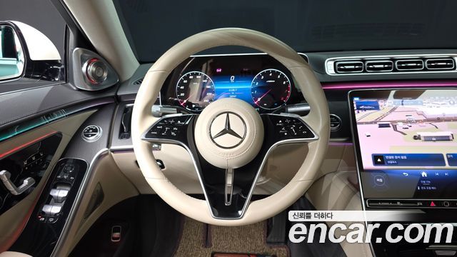 Mercedes-Benz S-Class 2023 — photo 19