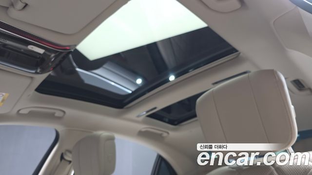 Mercedes-Benz S-Class 2023 — photo 25