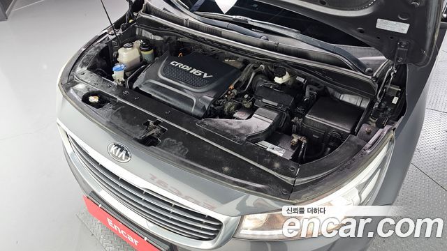 Kia Canival 2015 — photo 6